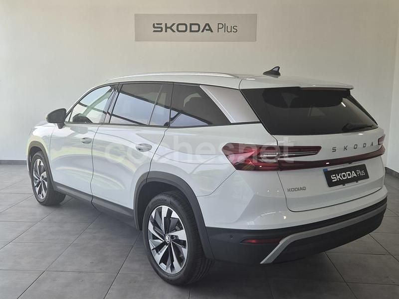 Usado Skoda Kodiaq Selection 150 CV (110 kW) 2024 Blanco SUV
