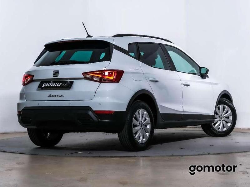 Usado Seat Arona Style 95 CV (69 kW) 2025 Blanco SUV