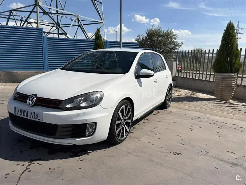 Usado VW Golf VI GTI 210 CV (154 kW) 2011 Blanco Utilitario