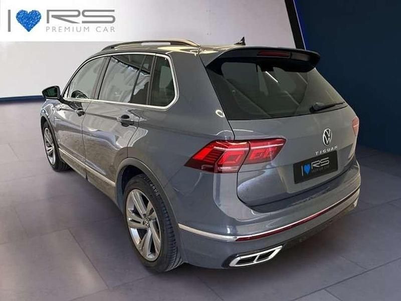Usado VW Tiguan R-line 150 CV (110 kW) 2021 Gris SUV