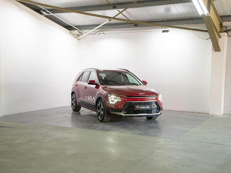 Usado Kia Niro 183 CV (134 kW) 2024 Rojo SUV