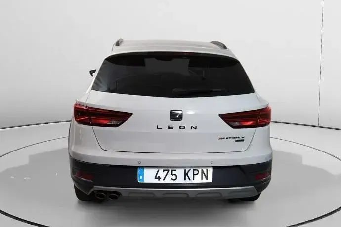 Usado Seat Leon X-Perience 4Drive 150 CV (110 kW) 2018 Familiar