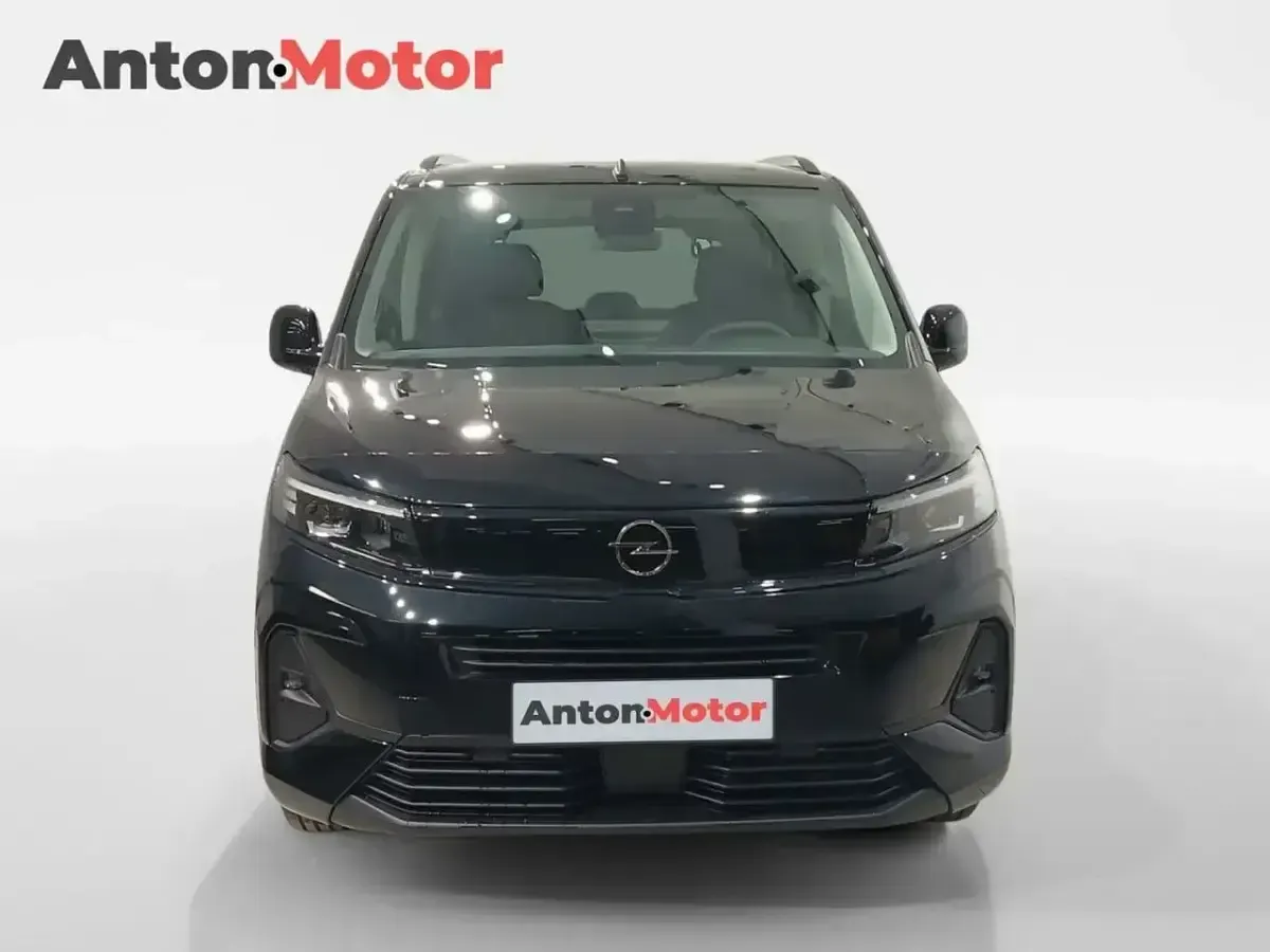 Usado Opel Combo S 100 CV (73 kW) 2024 Negro Monovolumen