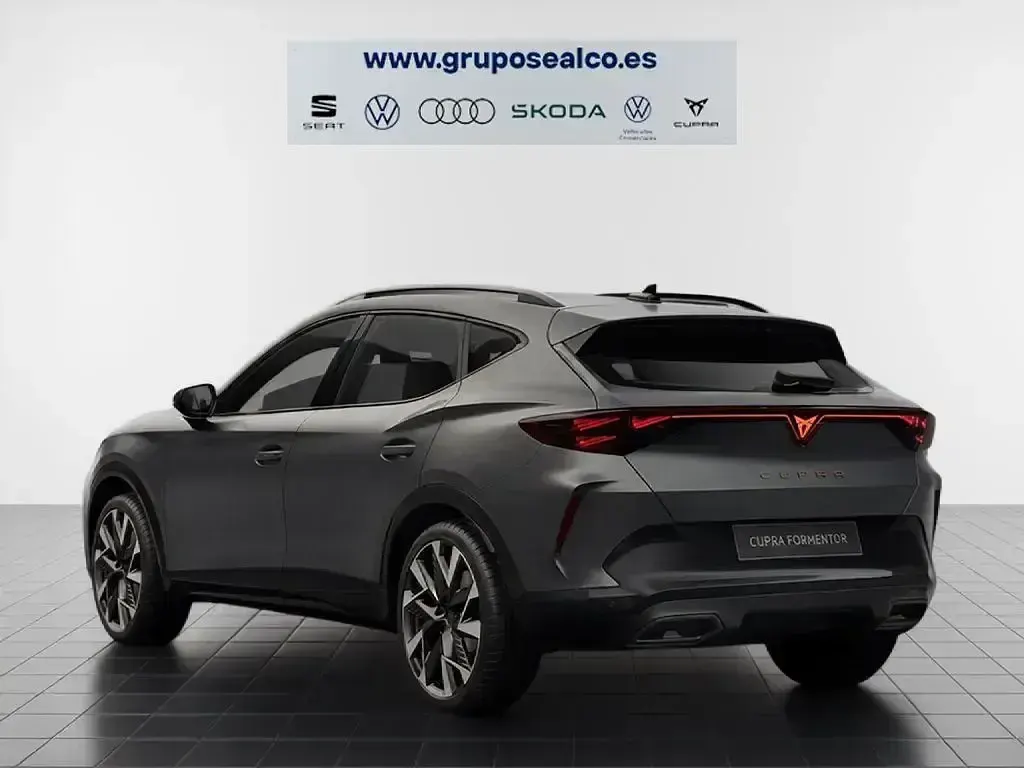 Usado Cupra Formentor 150 CV (110 kW) 2025 Gris SUV