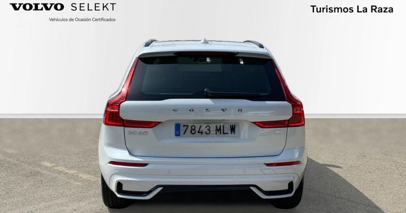 Usado Volvo XC60 Plus 350 CV (257 kW) 2023 SUV