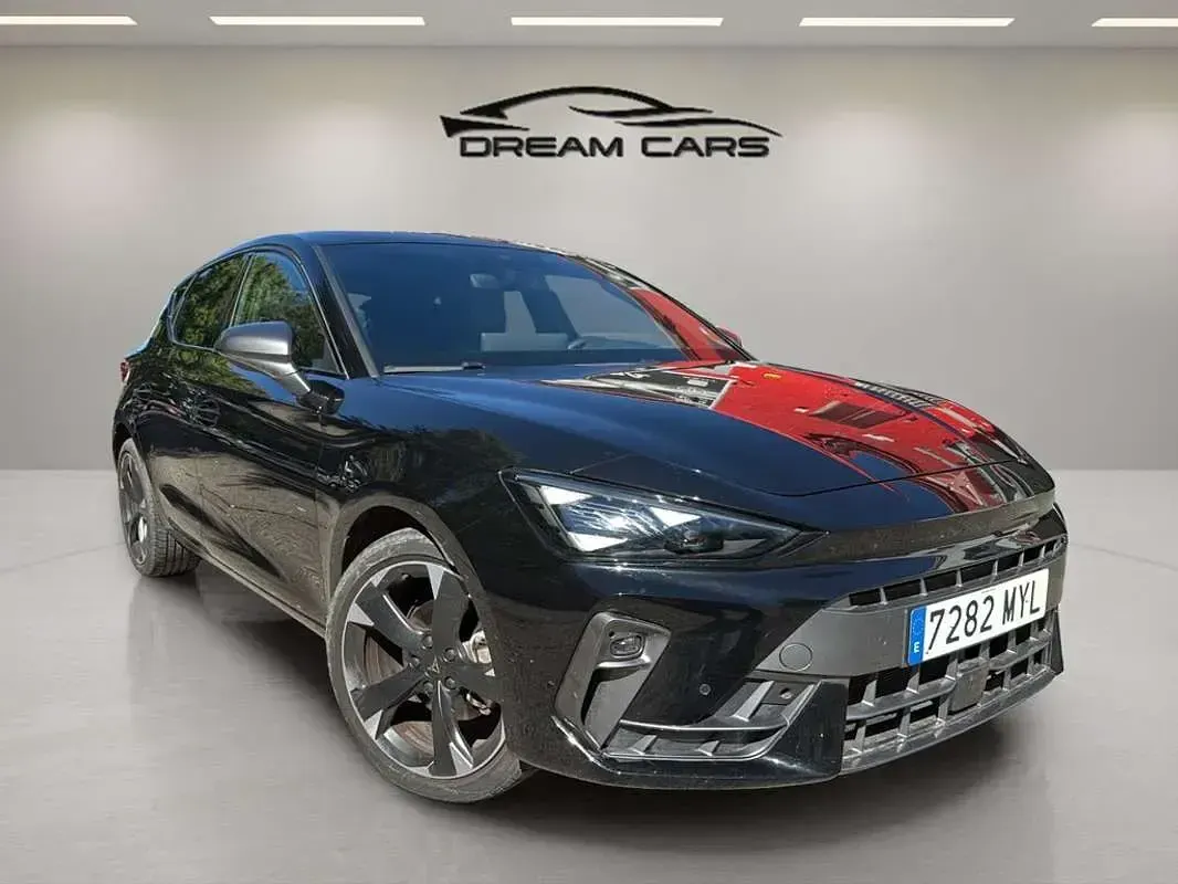 Usado Cupra Leon 150 CV (110 kW) 2025 Negro Utilitario