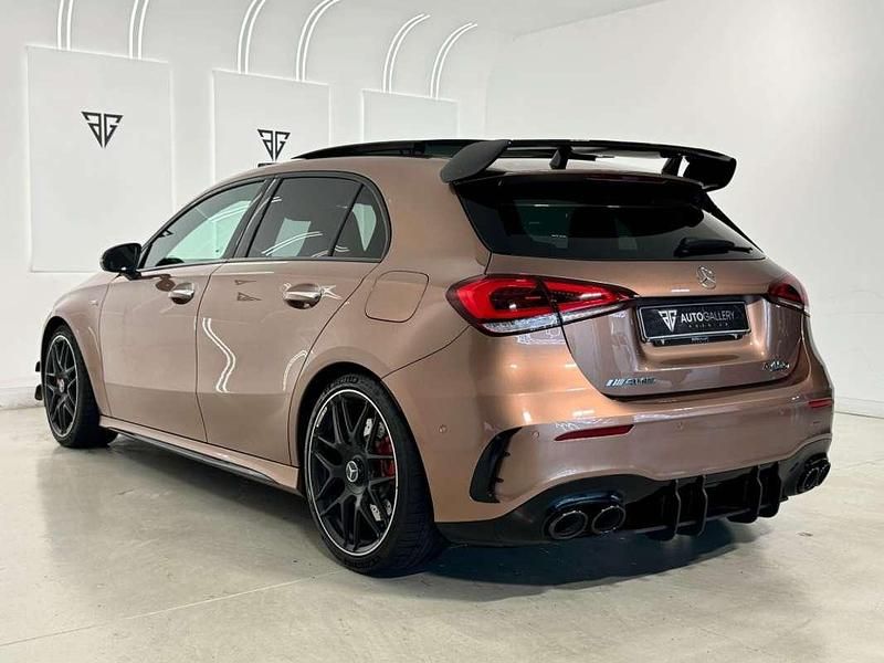 Usado Mercedes A45 AMG Premium 421 CV (309 kW) 2022 Plateado Utilitario