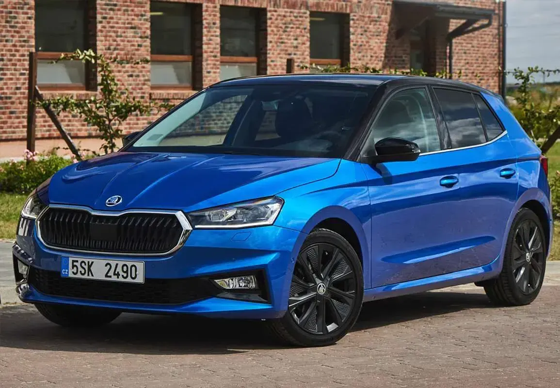 Nuevo Skoda Fabia Selection 95 CV (69 kW) 2026 Azul Utilitario