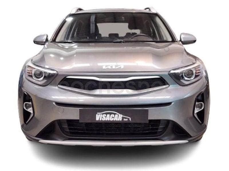 Usado Kia Stonic 84 CV (61 kW) 2023 Gris / plata SUV