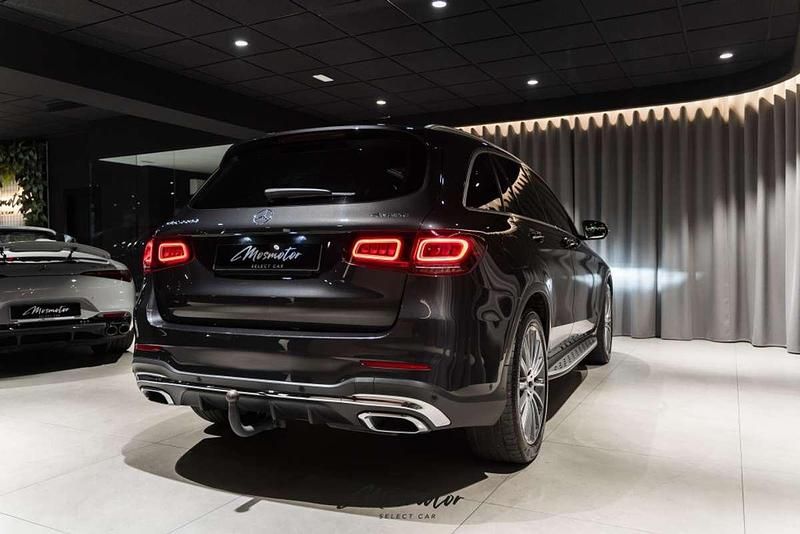 Usado Mercedes GLC220 194 CV (142 kW) 2019 Negro SUV