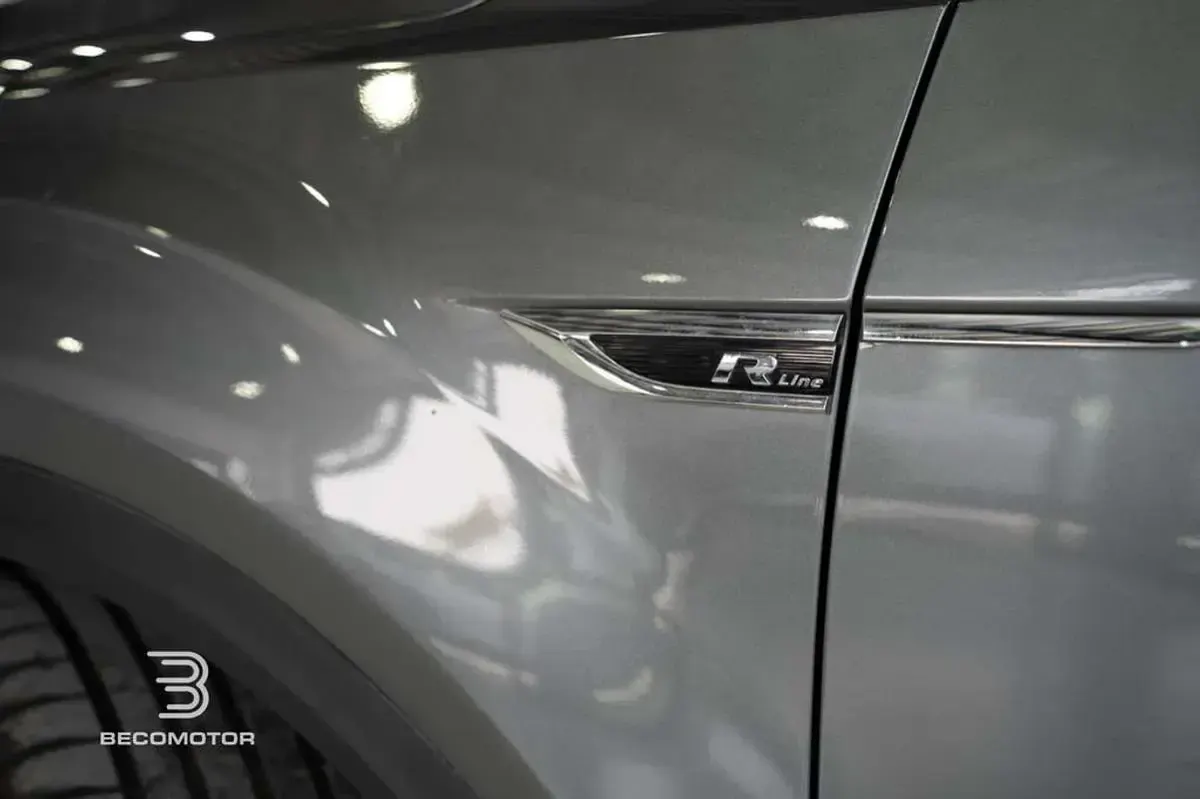 Usado VW T-Roc Advance 110 CV (80 kW) 2022 Gris SUV
