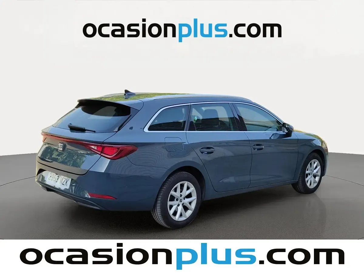 Usado Seat Leon Style 116 CV (85 kW) 2025 Azul Monovolumen