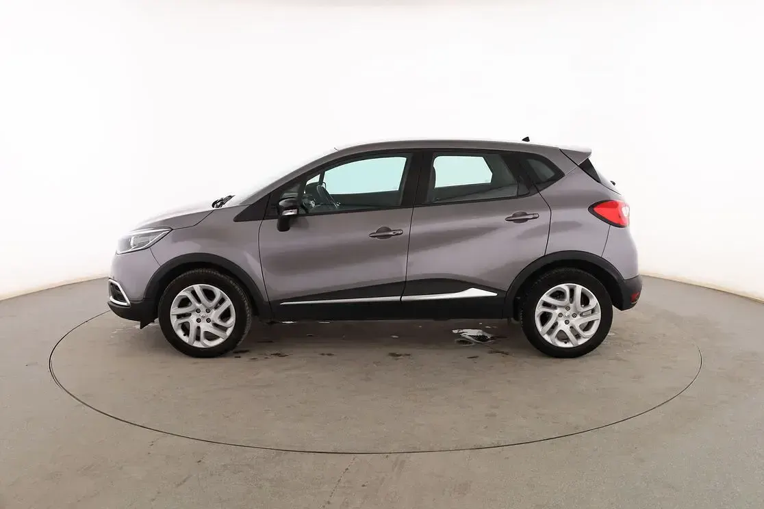 Usado Renault Captur Zen 90 CV (66 kW) 2017 Gris SUV