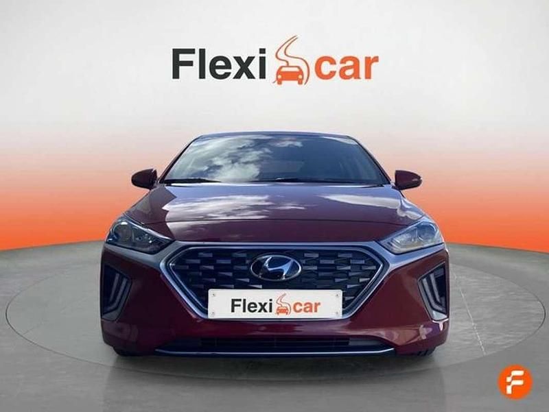 Usado Hyundai Ioniq 141 CV (103 kW) 2022 Rojo Utilitario