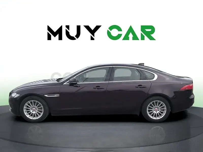 Usado Jaguar XF Prestige 180 CV (132 kW) 2019 Rojo Berlina