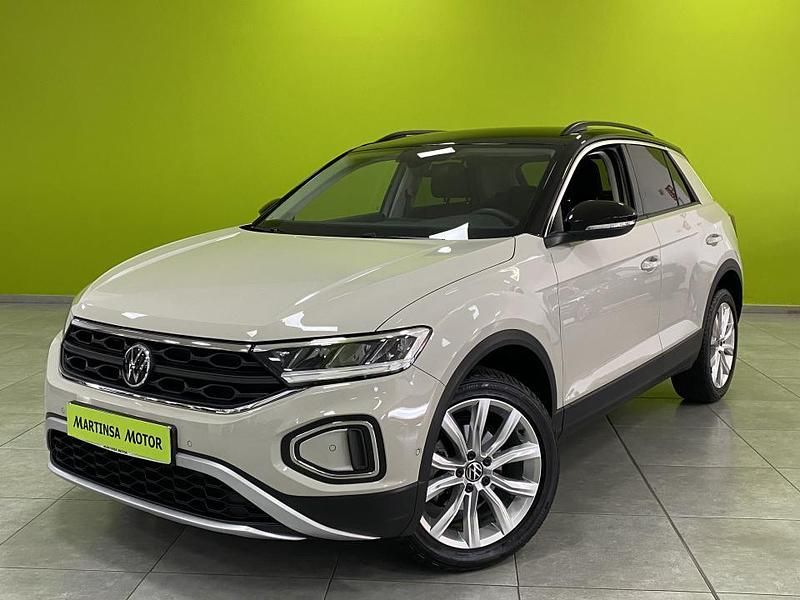 Usado VW T-Roc Life 110 CV (80 kW) 2024 Beige SUV