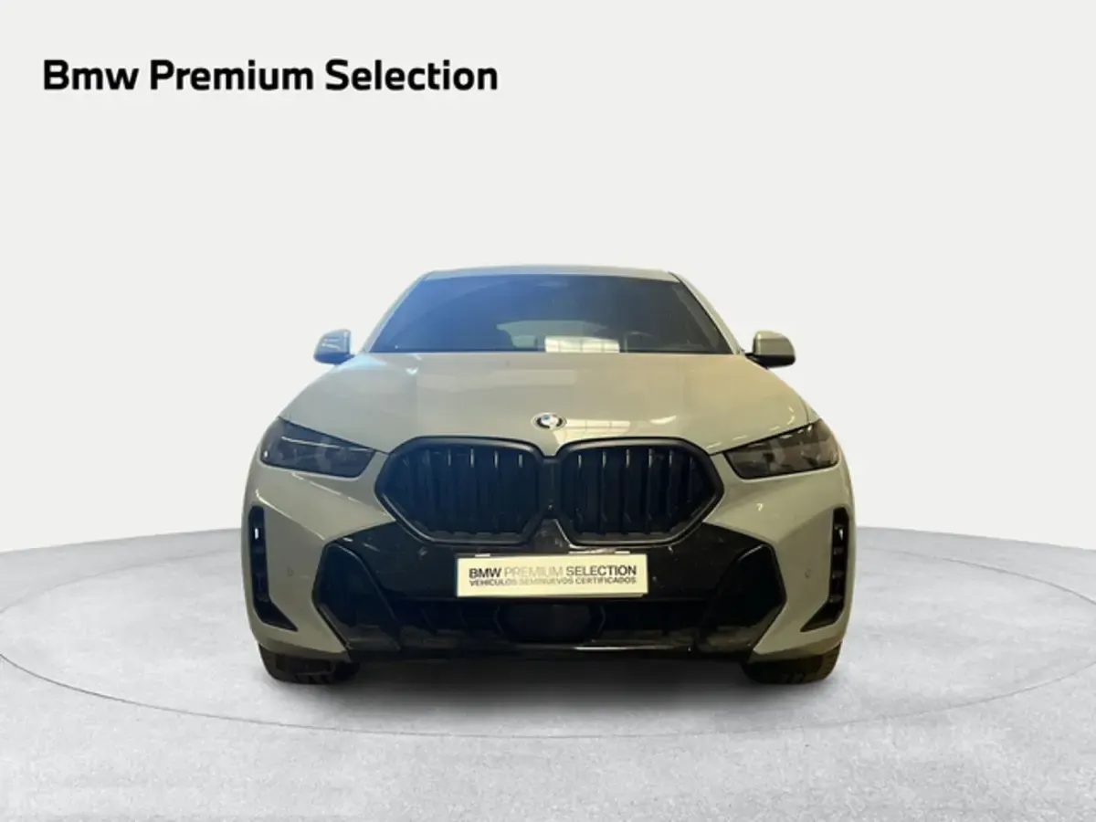 Usado BMW X6 M Sport 352 CV (258 kW) 2025 Gris / plata SUV