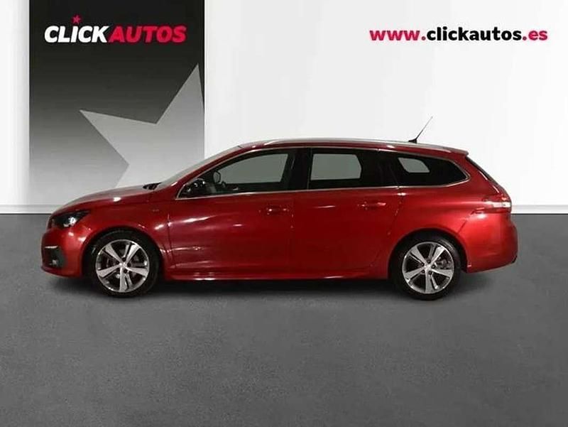 Usado Peugeot 308 GT 131 CV (96 kW) 2021 Rojo Familiar