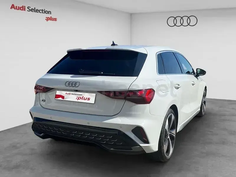 Usado Audi A3 S-Line 150 CV (110 kW) 2025 Blanco Berlina