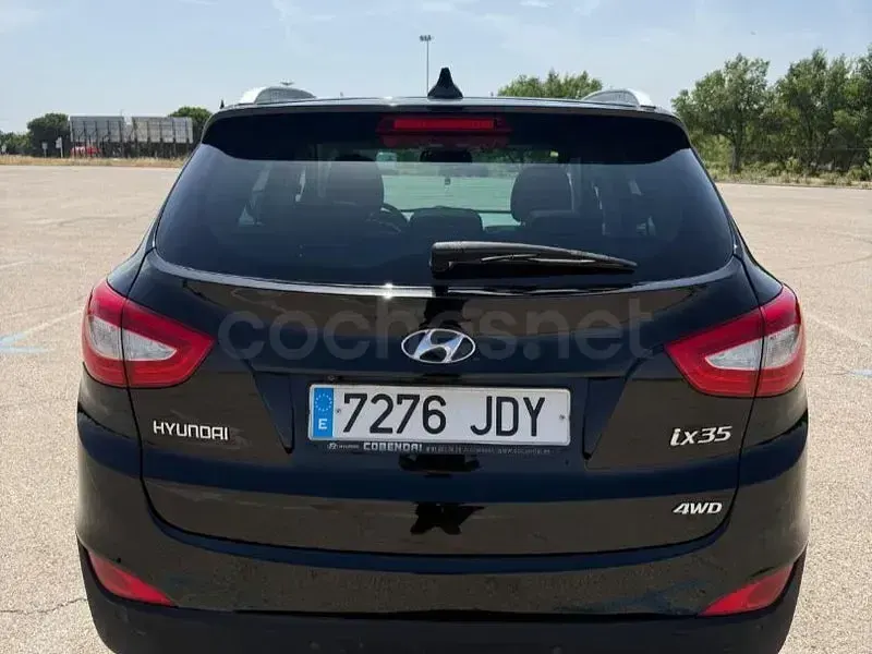 Usado Hyundai ix35 136 CV (100 kW) 2015 Negro SUV