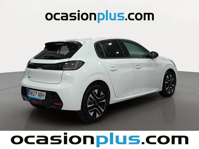Usado Peugeot 208 Allure 102 CV (75 kW) 2025 Blanco Utilitario