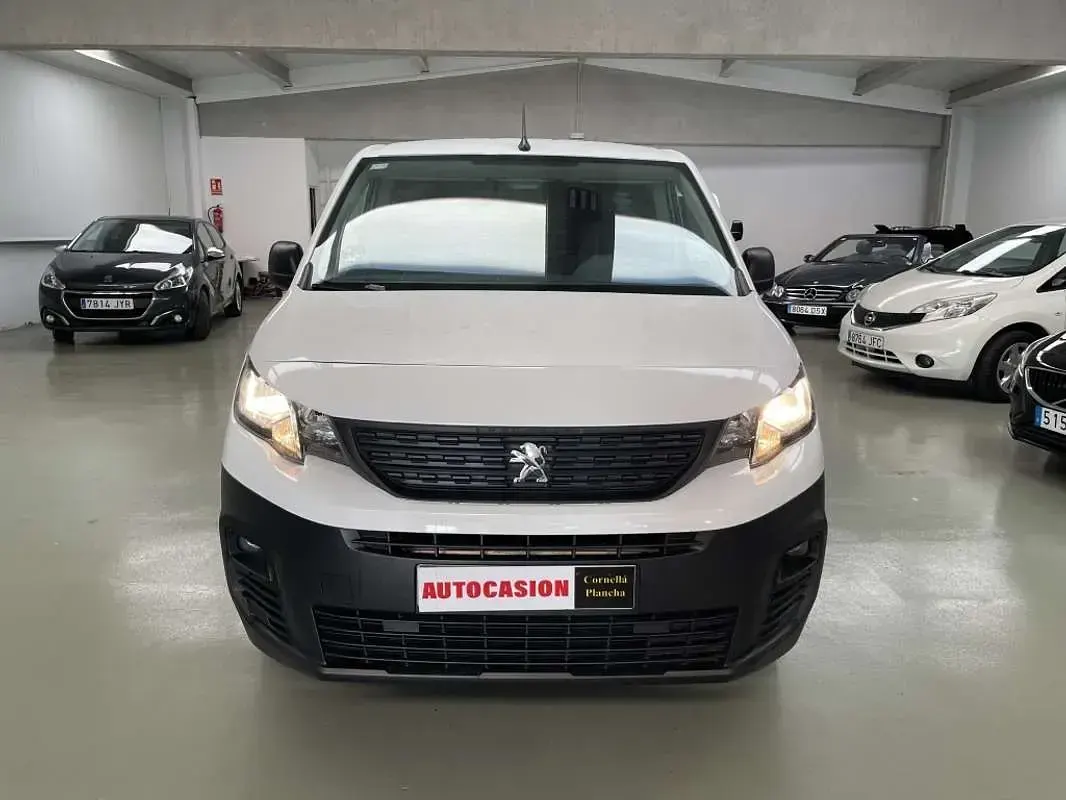 Usado Peugeot Partner S 102 CV (75 kW) 2021 Blanco Monovolumen