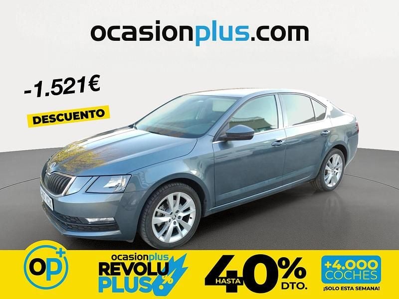 Usado Skoda Octavia 150 CV (110 kW) 2017 Gris Berlina