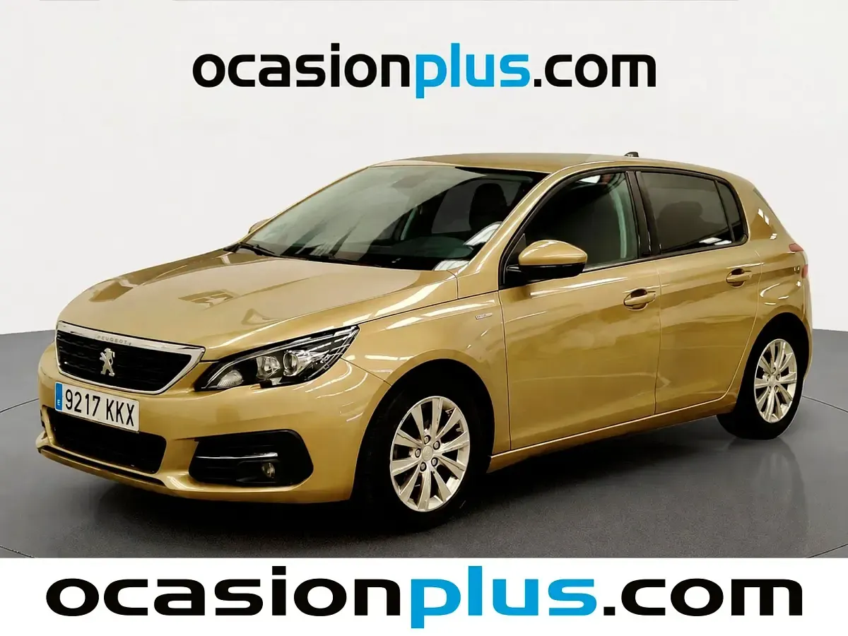 Usado Peugeot 308 Style 130 CV (95 kW) 2018 Dorado Utilitario