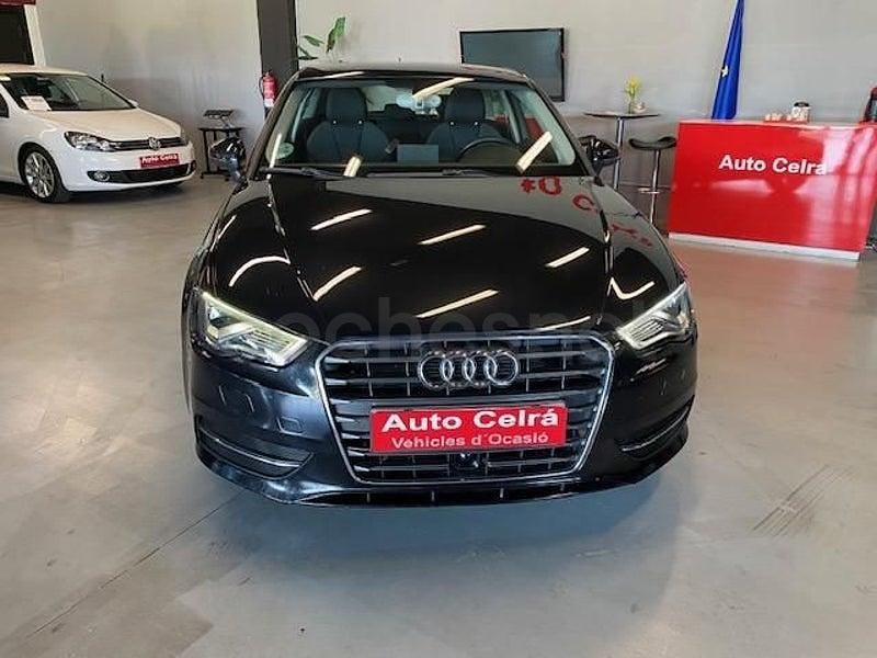 Usado Audi A3 Attraction 140 CV (102 kW) 2013 Negro Berlina