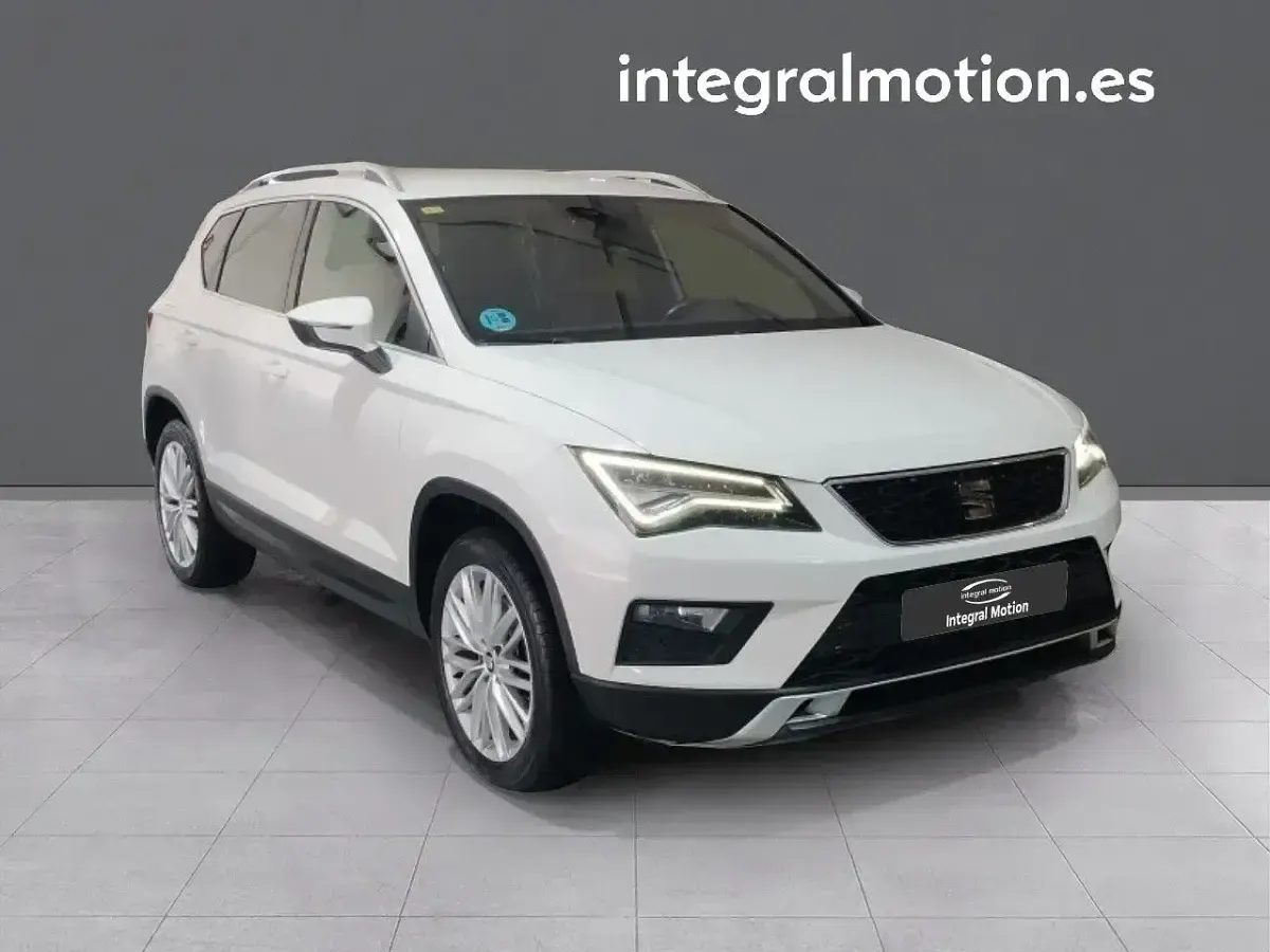 Usado Seat Ateca 4Drive 190 CV (139 kW) 2016 Blanco SUV