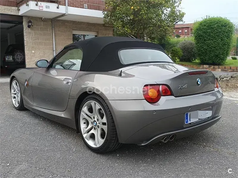 Usado BMW Z4 192 CV (141 kW) 2004 Gris / plata Descapotable
