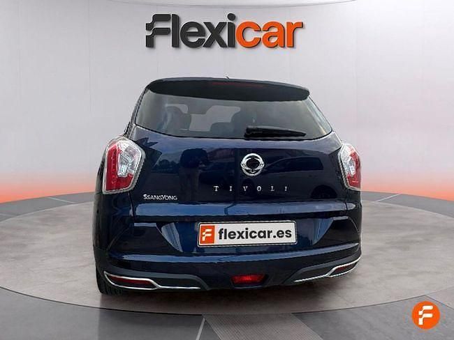 Usado Ssangyong (KGM) Tivoli 163 CV (119 kW) 2019 Azul SUV