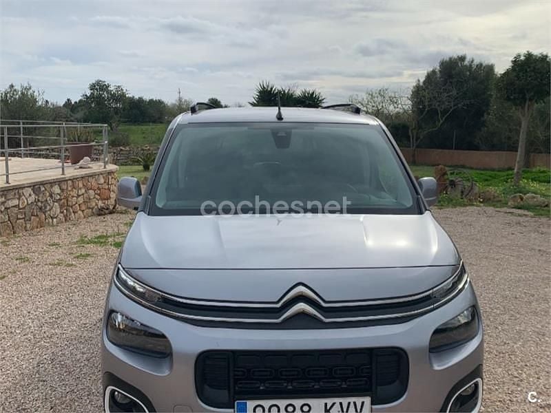 Usado Citroën Berlingo Feel 100 CV (73 kW) 2019 Gris / plata Monovolumen