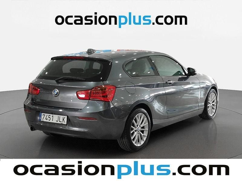 Usado BMW 116 116 CV (85 kW) 2016 Gris Utilitario