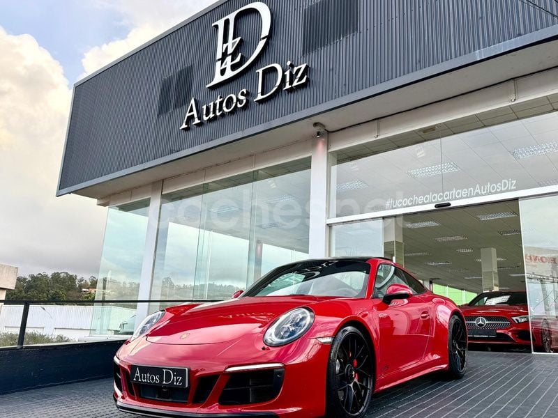 Rojo Usado 2018 Porsche 911 Carrera 4 GTS Coupe | 124.900 € (Un poco caro) - Imagen 1/4