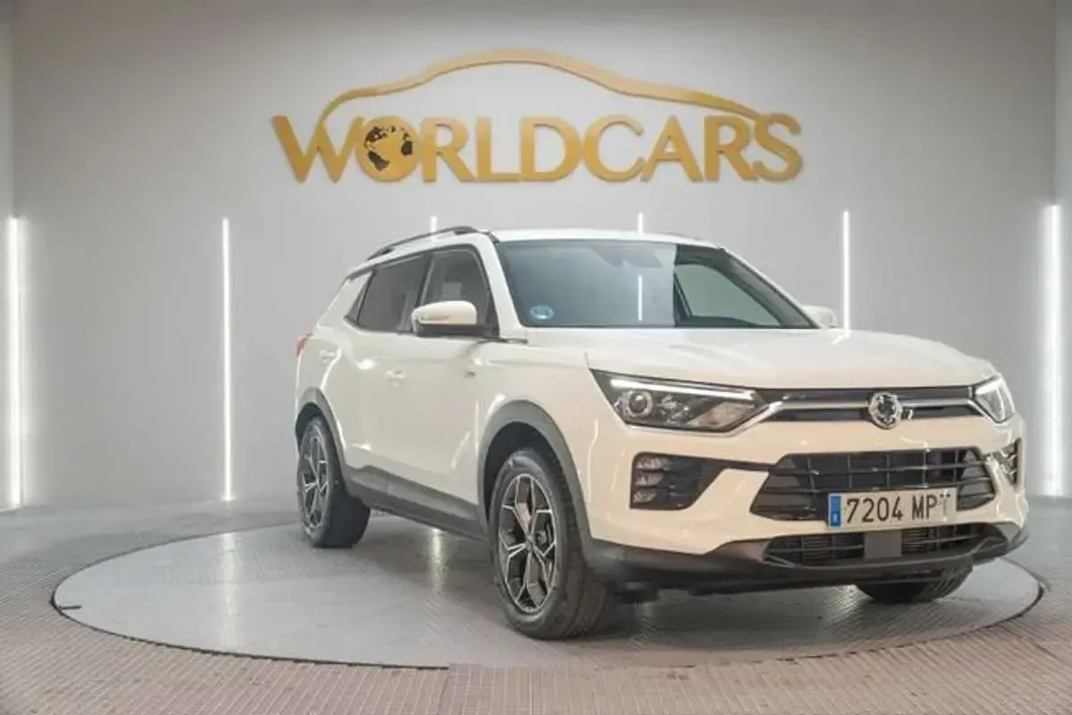 Usado SsangYong Korando 148 CV (108 kW) 2024 Blanco SUV