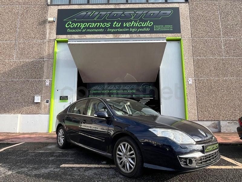Usado Renault Laguna III Initiale 150 CV (110 kW) 2010 Azul Berlina