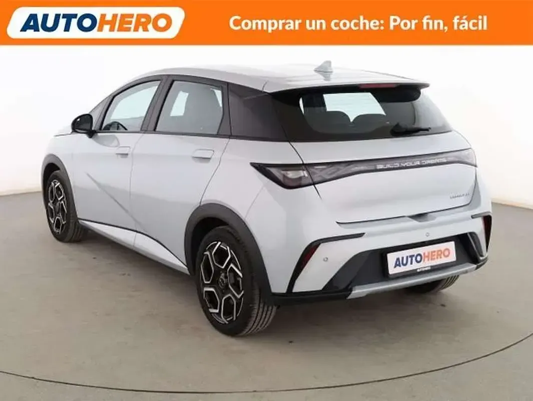 Usado BYD Dolphin Comfort 150 kW (204 CV) 2025 Blanco Utilitario