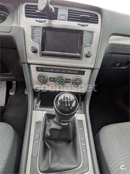 Usado VW Golf VII Sportline 110 CV (80 kW) 2014 Negro Familiar