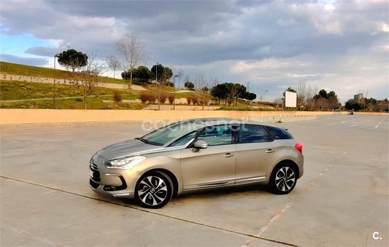 Beige Usado 2014 Citroën DS5 Style Utilitario | 11.500 € (Precio justo) - Imagen 1/4