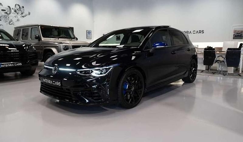 Usado VW Golf R 2024 Negro Coupe