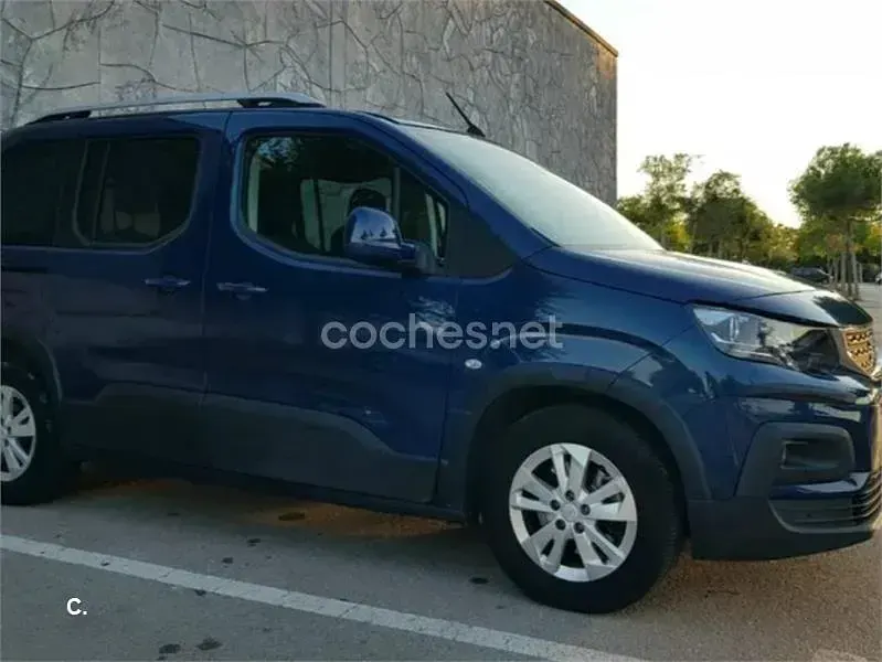 Usado Peugeot Rifter Allure 130 CV (95 kW) 2018 Azul Monovolumen
