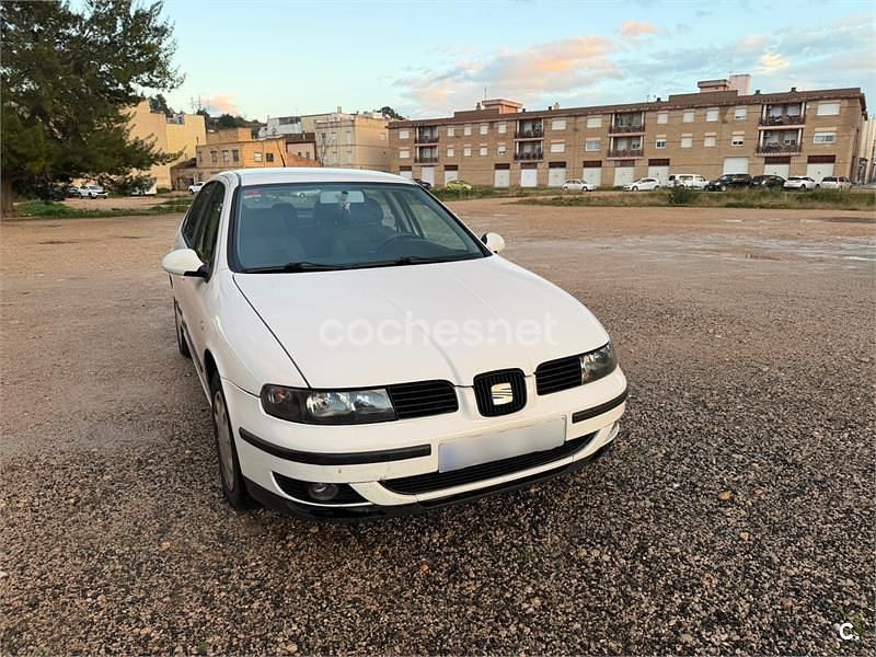 Usado Seat Toledo Stella 110 CV (80 kW) 2003 Blanco Berlina