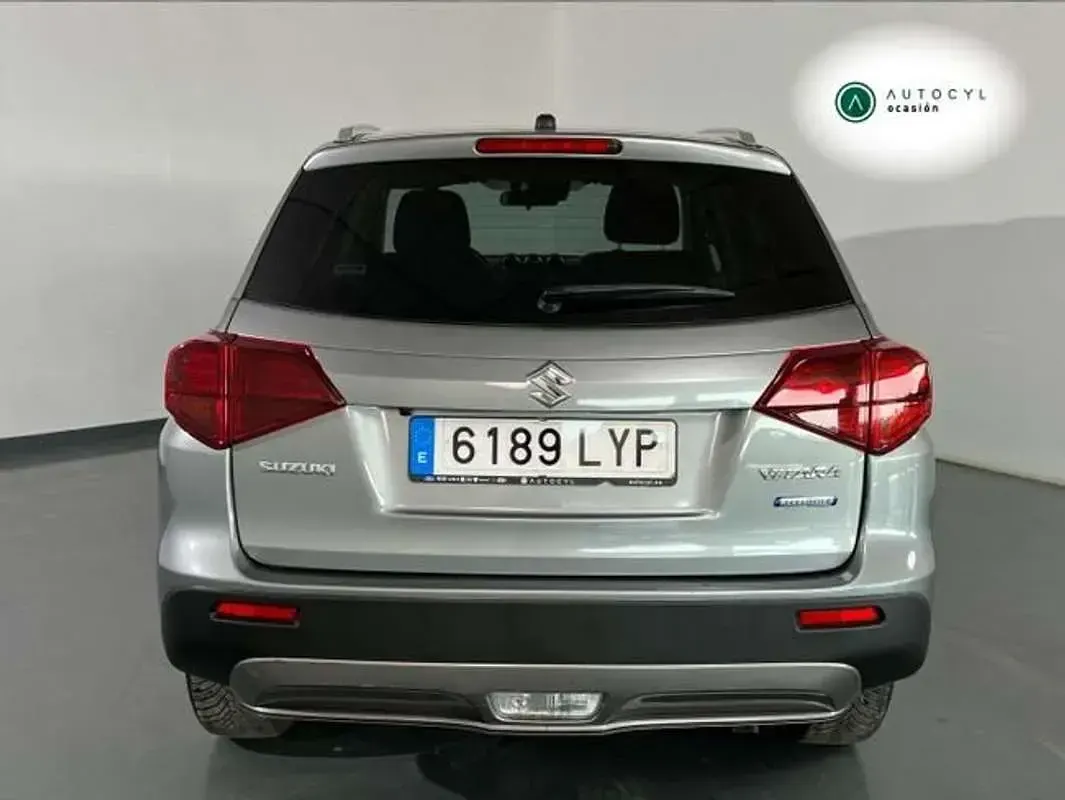 Usado Suzuki Vitara 129 CV (94 kW) 2022 Gris SUV