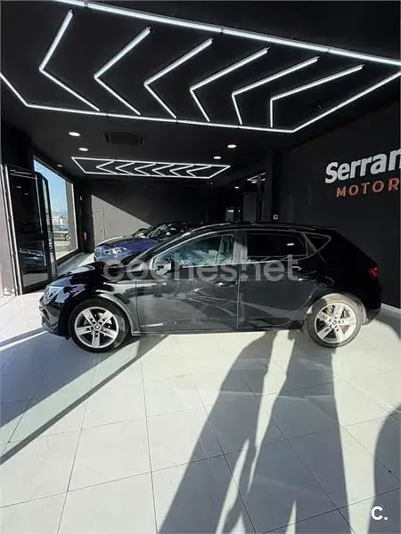 Usado Seat Leon FR 150 CV (110 kW) 2017 Negro Berlina