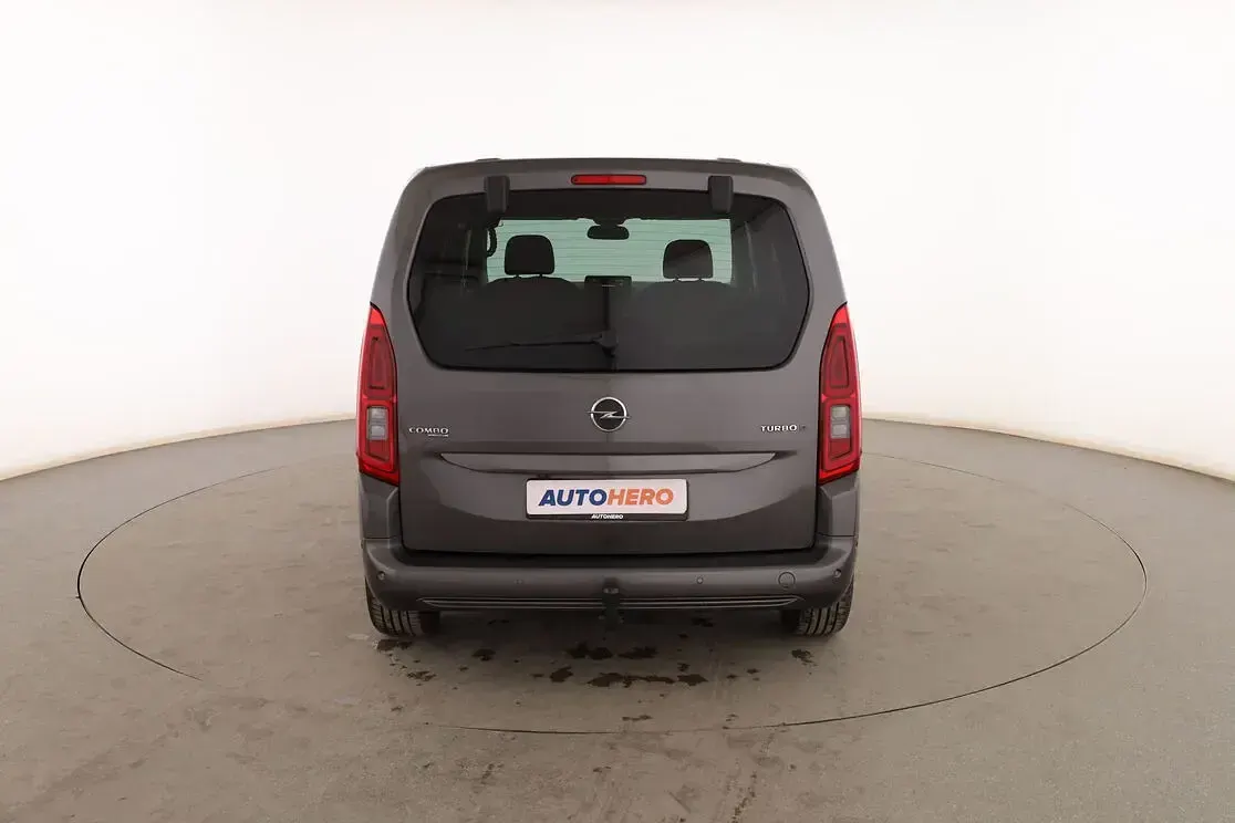 Usado Opel Combo Life Selective 131 CV (96 kW) 2019 Gris Monovolumen