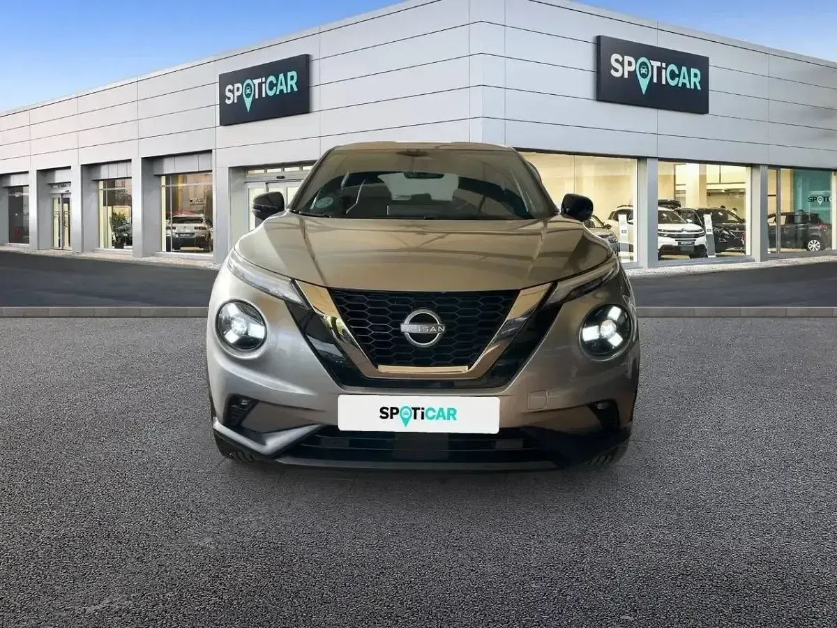 Usado Nissan Juke N-Connecta 114 HP (83 kW) 2025 Cinzento SUV