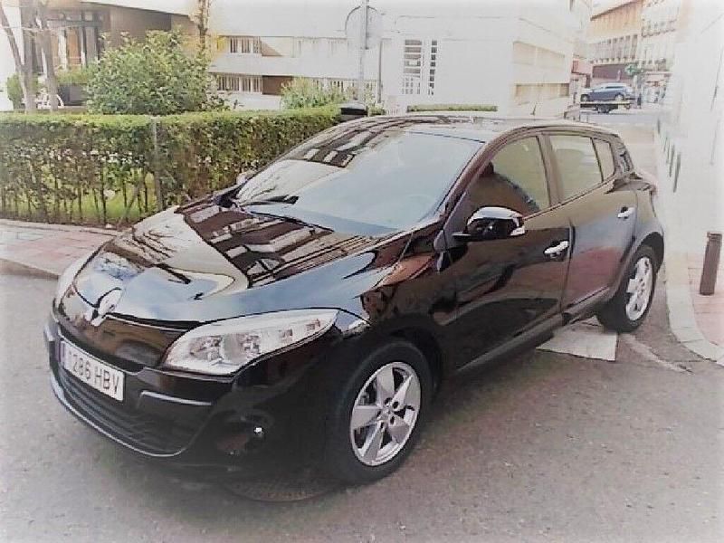 Usado Renault Mégane 110 CV (80 kW) 2011 Negro Berlina