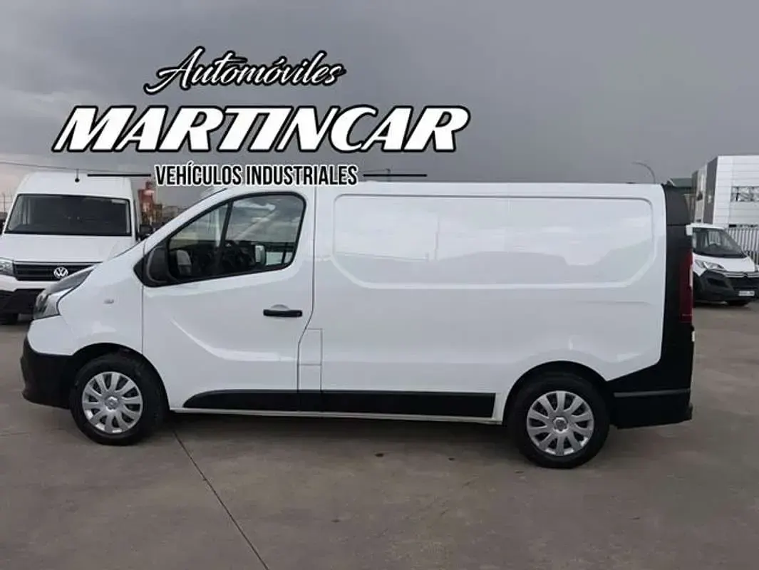 Usado Renault Trafic 92 CV (67 kW) 2019 Blanco Monovolumen