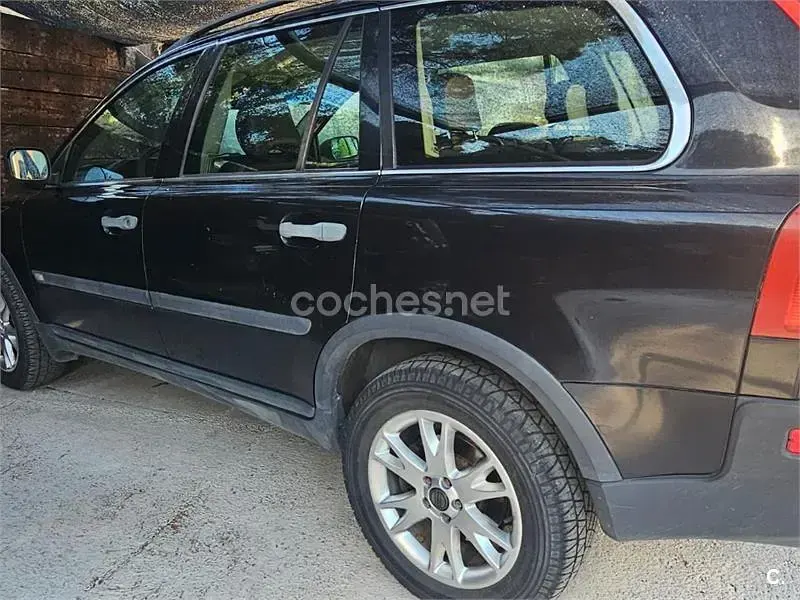 Usado Volvo XC90 Momentum 163 CV (119 kW) 2004 Negro SUV